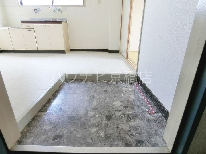 大阪府大阪市都島区都島中通3(マンション)の賃貸物件の玄関