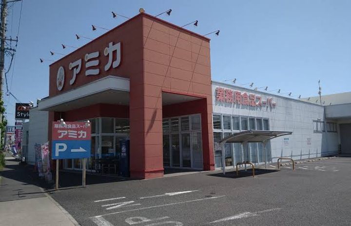 ルシアスの周辺