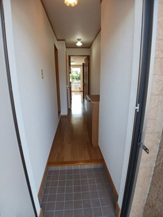 フルールM2の玄関