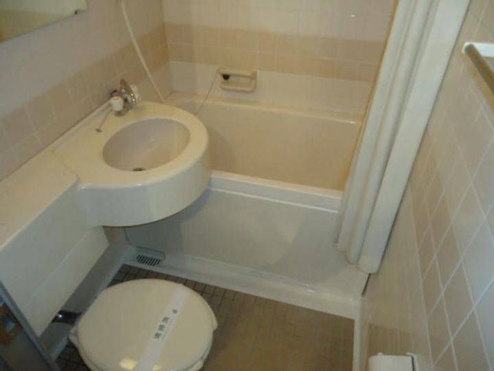 神奈川県横浜市旭区鶴ケ峰本町1(マンション)の賃貸物件の風呂