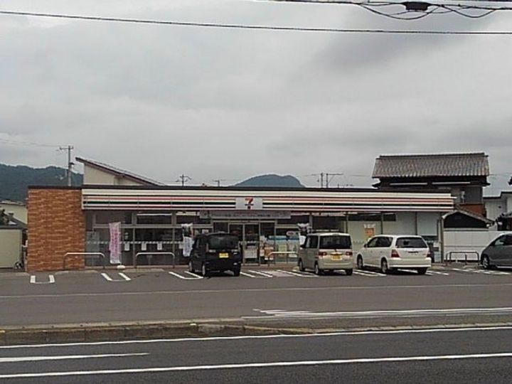 ショコラホワイトの周辺