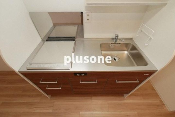 セレニテ難波リアンのキッチン