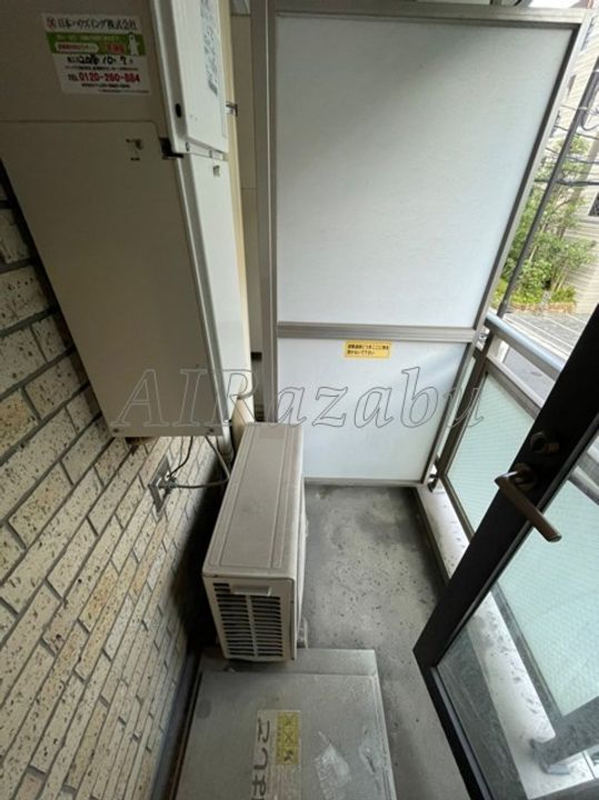 コトー赤坂の内装