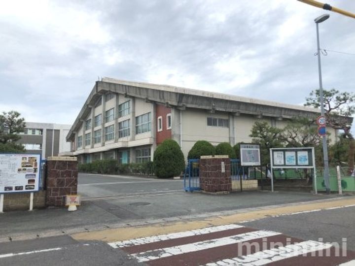 コーポ上原の周辺