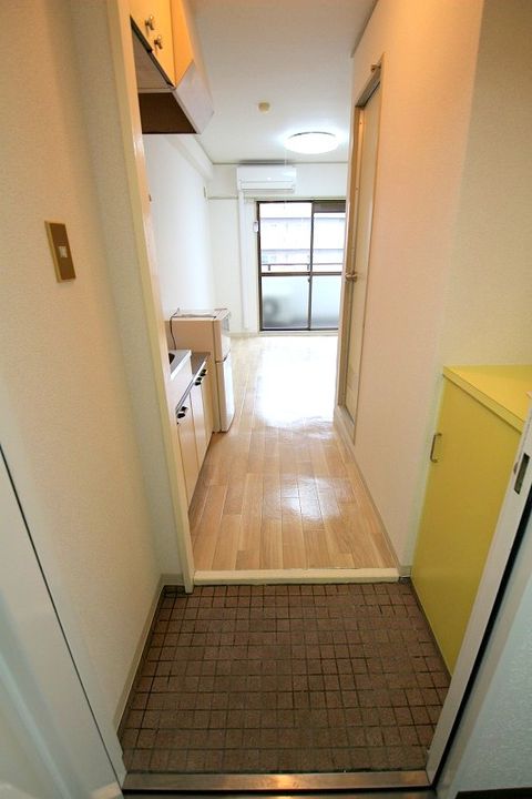 第2奥田ビルの玄関