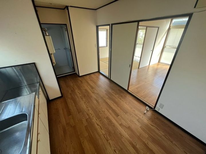 吉山アパートの居間