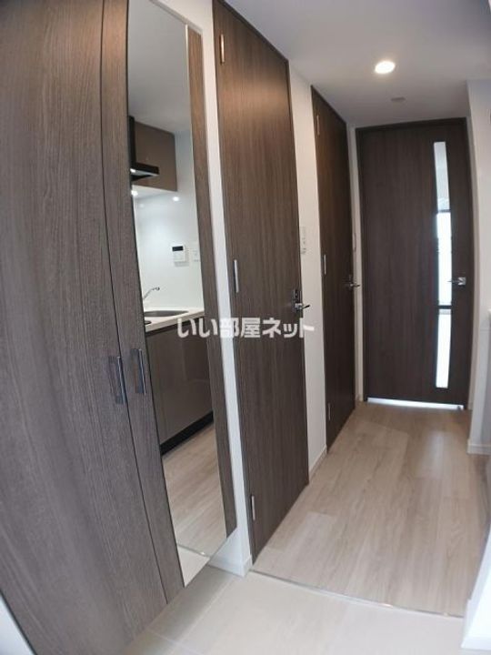 S-RESIDENCE堺浜寺broadの玄関