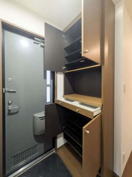 埼玉県さいたま市大宮区三橋2(アパート)の賃貸物件の玄関