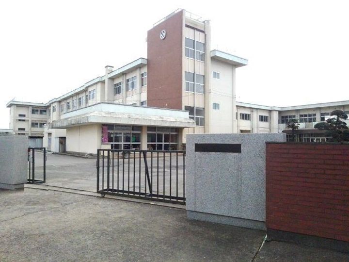 サンプラザ斉藤の周辺