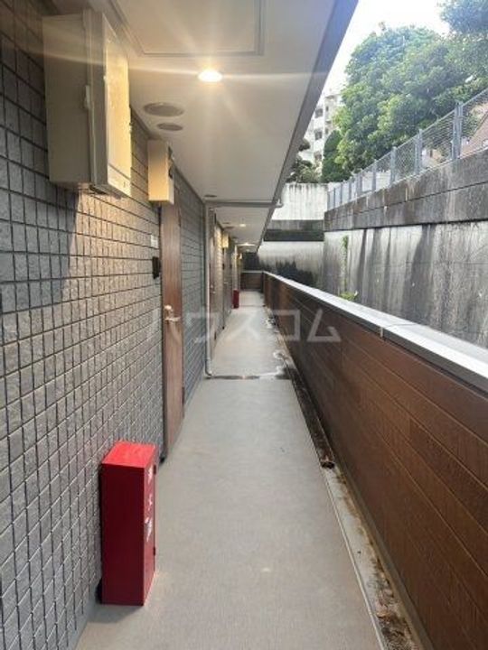 アーリーガーデン横濱山手IIの地図