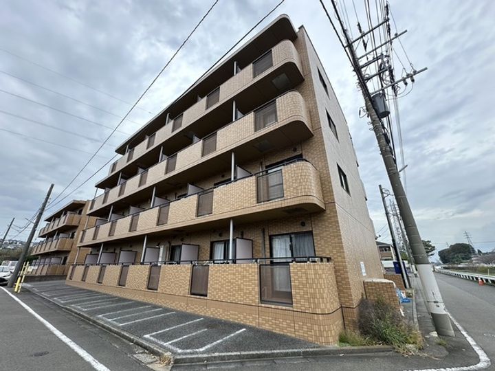 東京都八王子市堀之内2(マンション)の賃貸物件の外観