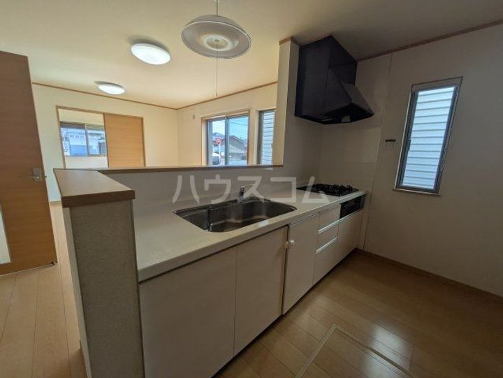 埼玉県桶川市坂田東3(一戸建)の賃貸物件のキッチン