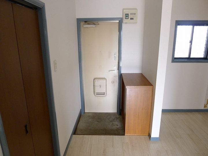 埼玉県所沢市小手指元町3(アパート)の賃貸物件の玄関