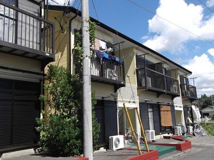 ラフォーレ石岡C棟の外観