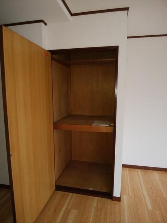 日ノ出ハイツの内装