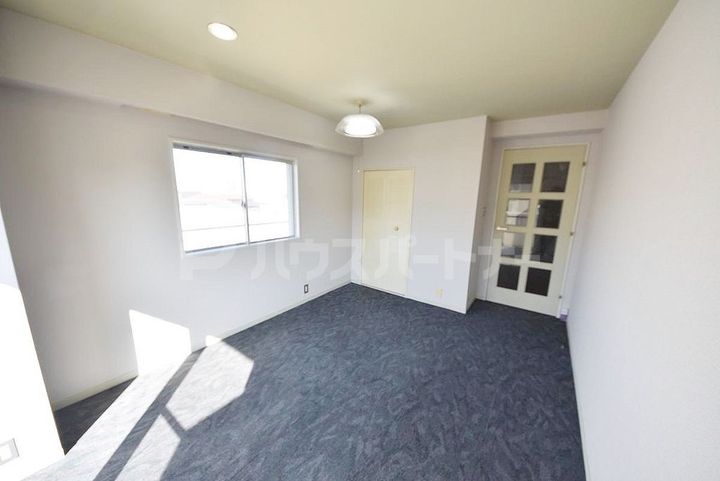 テラス137の居間