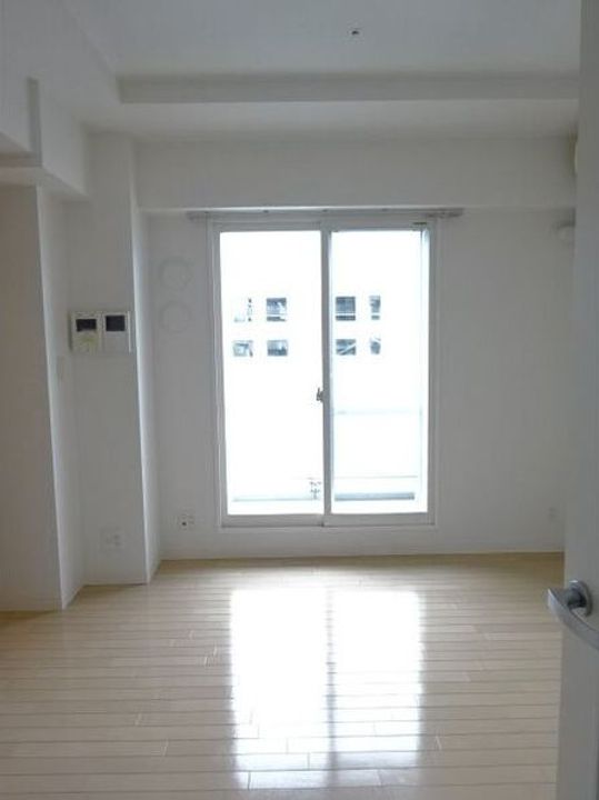 北海道札幌市中央区北四条東1(マンション)の賃貸物件の居間