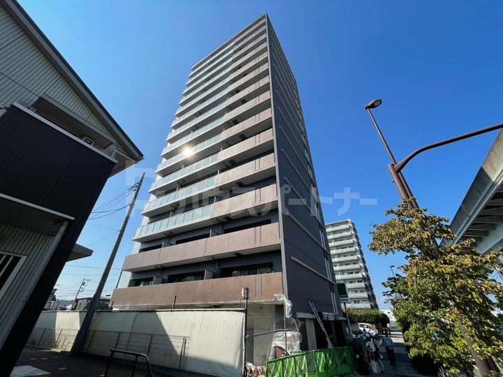 アーバンパーク谷在家の外観