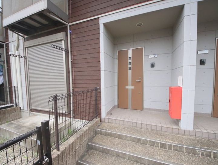 京都府木津川市梅美台7(アパート)の賃貸物件の地図