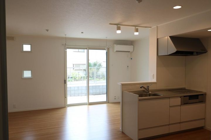 パークハウス大久保の居間