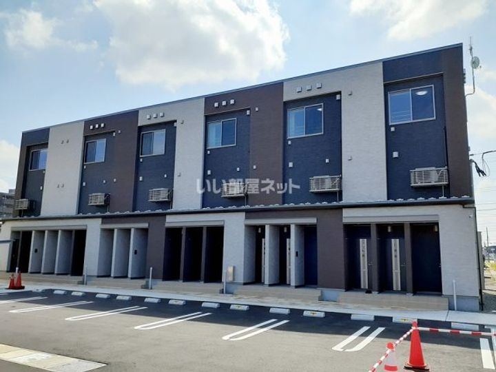 イーリスコートの外観