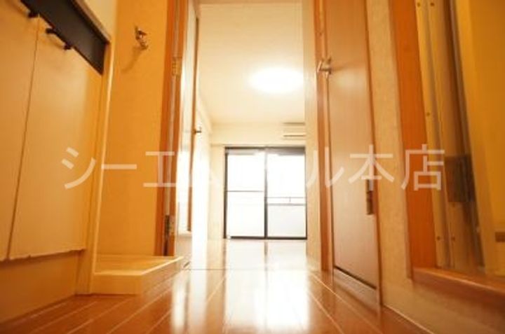 福岡県福岡市早良区西新1(マンション)の賃貸物件の玄関