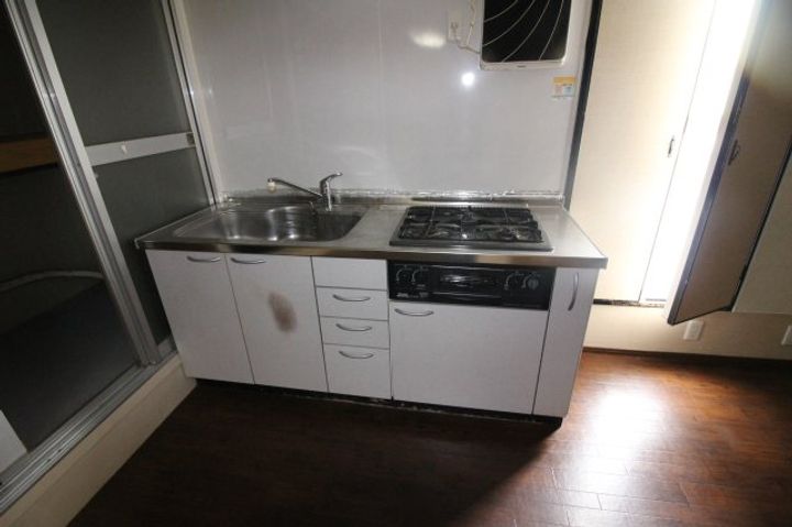 茨城県土浦市桜町2(一戸建)の賃貸物件のキッチン