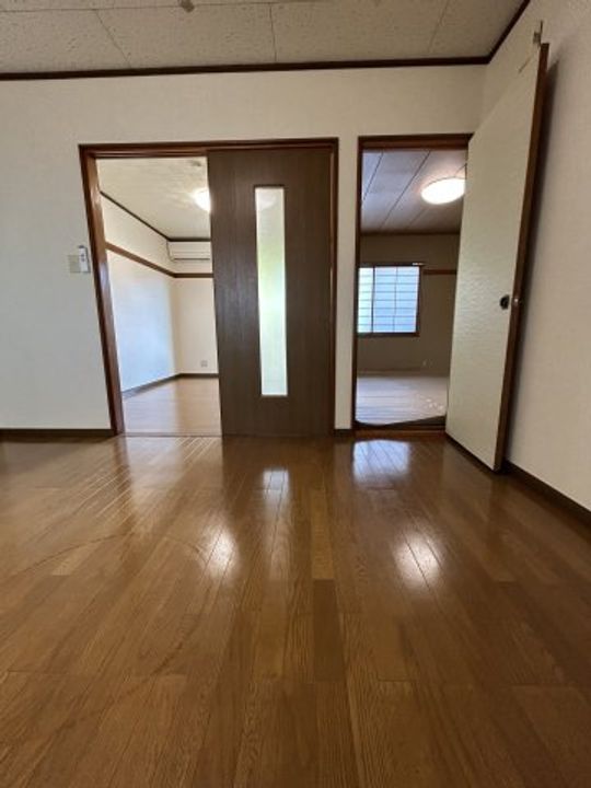 石原ハイツの居間