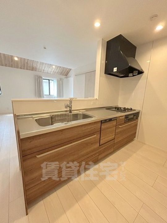 兵庫県西宮市六軒町(一戸建)の賃貸物件のキッチン