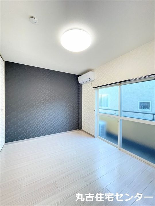 アパートメント1991の居間