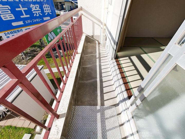 シガビルの内装