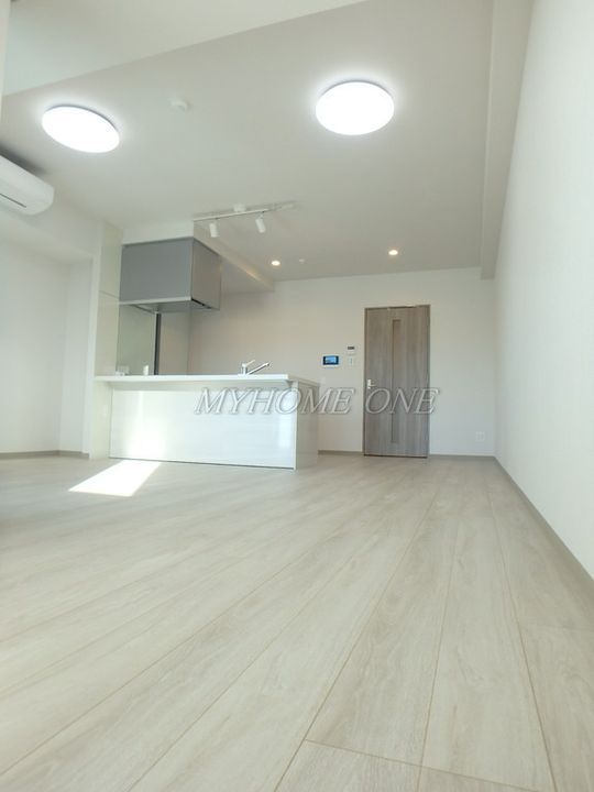 クロスゲート青葉台の居間