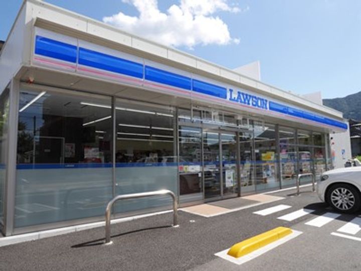 フェイスビルの周辺