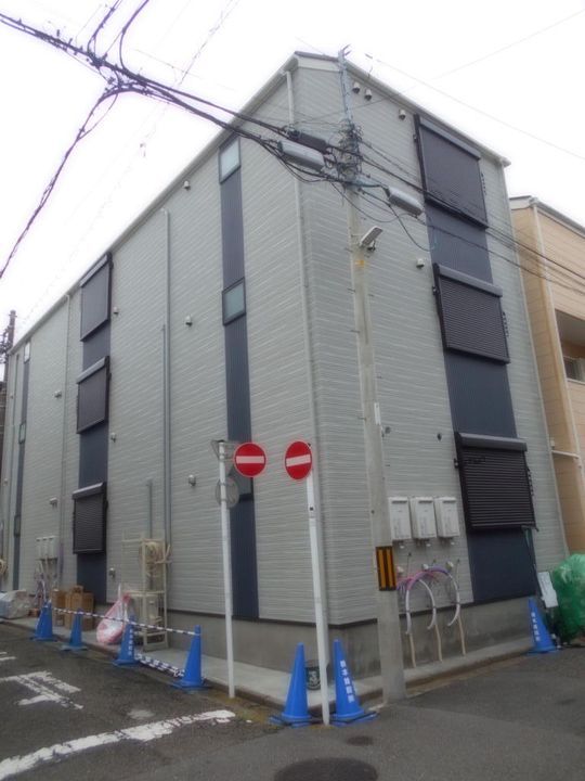 県大常実III番館 (駐輪場有 )の外観