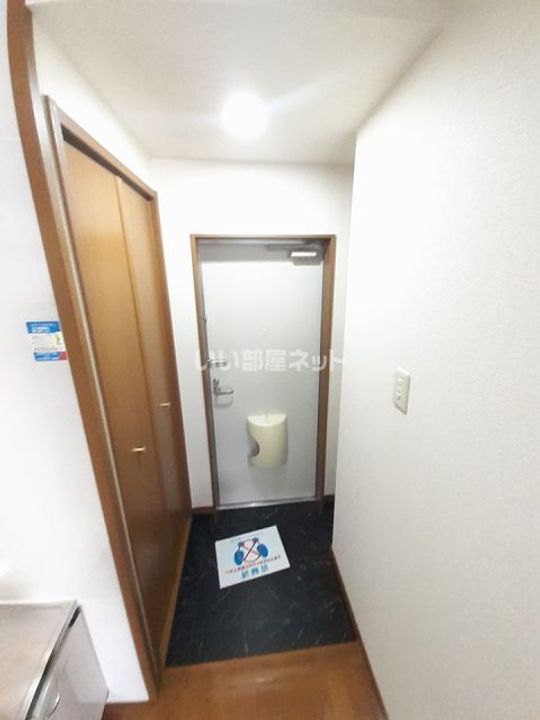 大阪府堺市西区神野町2(アパート)の賃貸物件の玄関