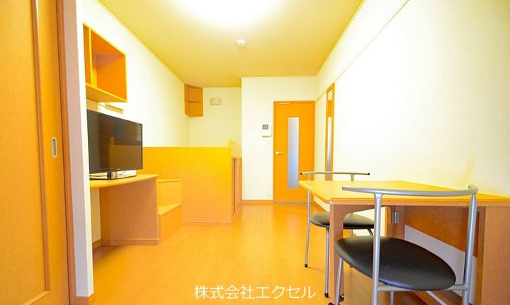 東京都東大和市仲原2(アパート)の賃貸物件の居間