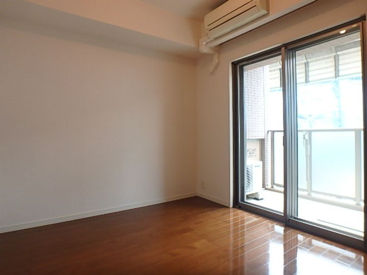 パークキューブ板橋本町の居間