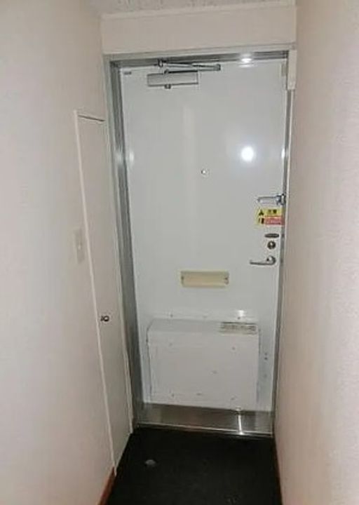 千葉県佐倉市臼井田(アパート)の賃貸物件の玄関