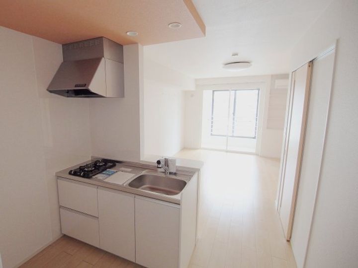 広島県広島市安佐南区西原8(アパート)の賃貸物件の居間