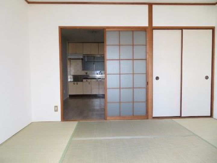 中央ビルの内装
