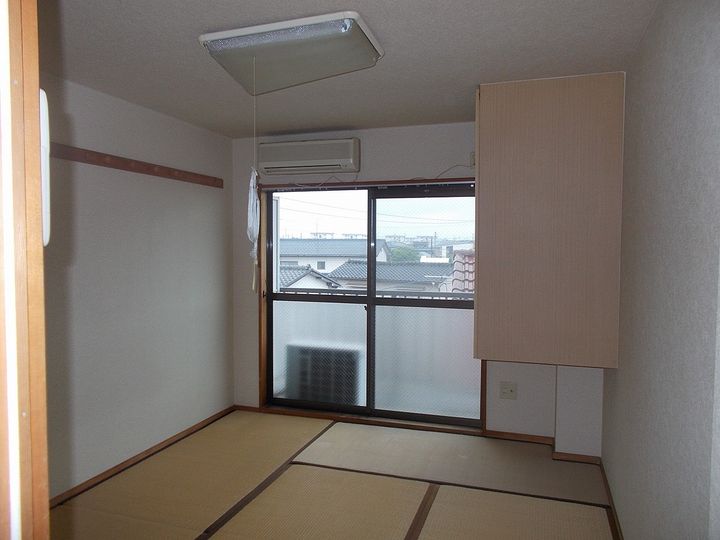 コスモメゾンIIIの居間