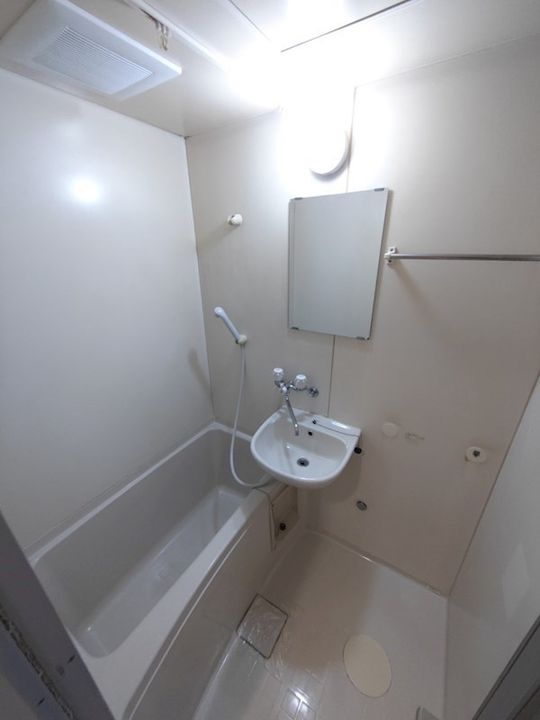 サンシャイン高丸の風呂