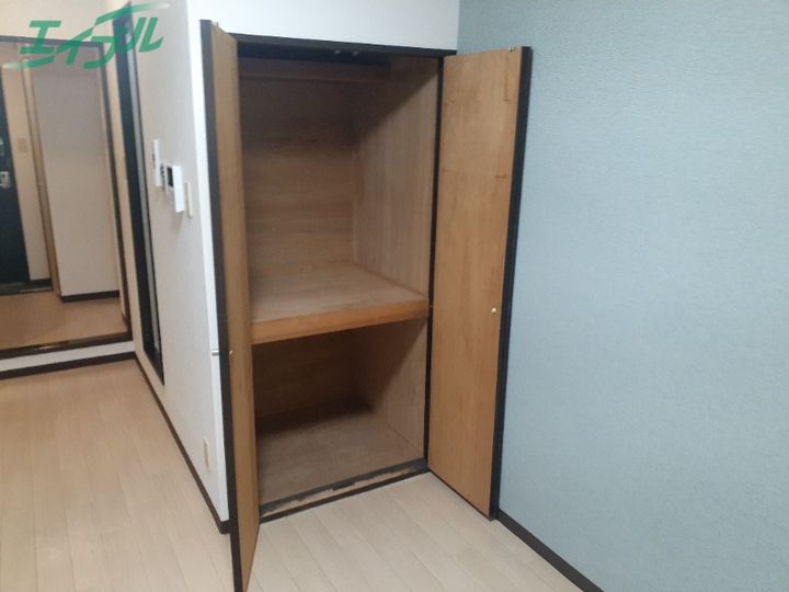 エリートハイツ伊賀の内装