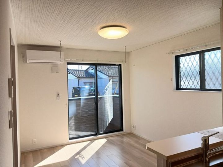 栃木県宇都宮市駒生町(アパート)の賃貸物件の居間