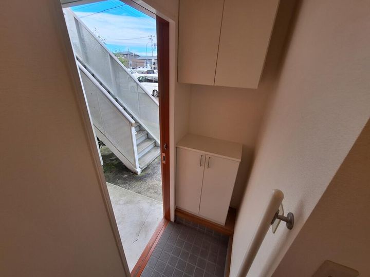 カーボグランデIIの玄関