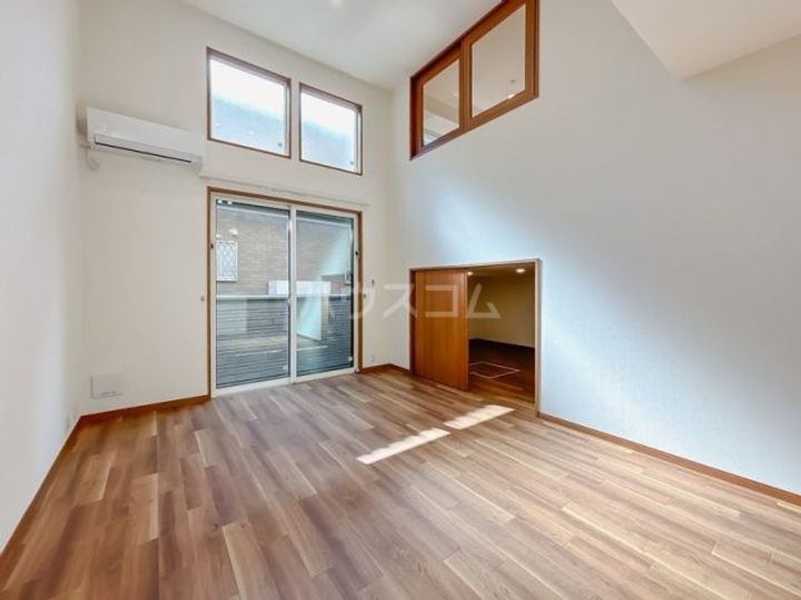 アイビスコートIIの居間