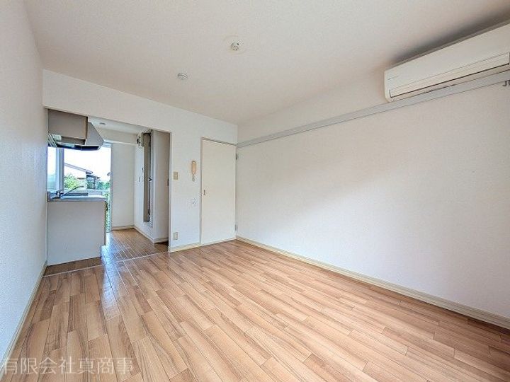 グリーンハイツ・YOSHIDAの居間