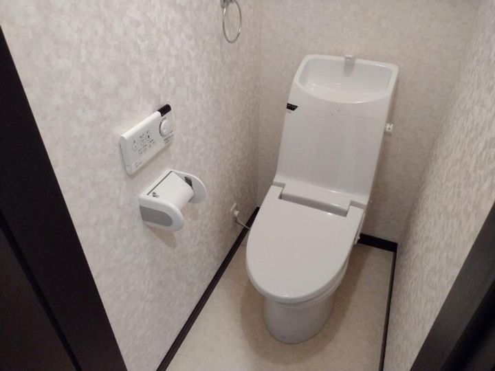 コンフォール・トミタの内装