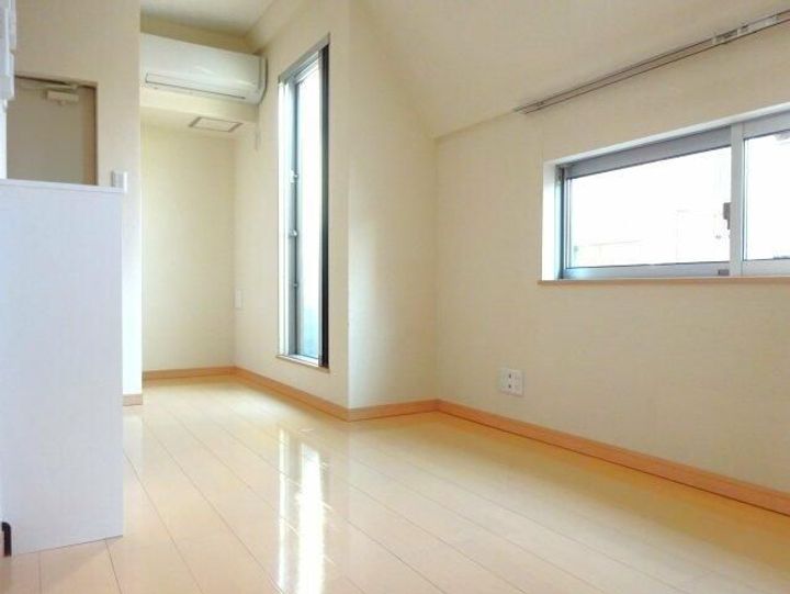 プログレスの内装