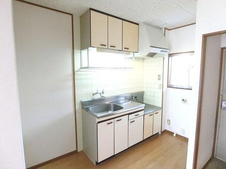 岐阜県大垣市島里2(アパート)の賃貸物件のキッチン